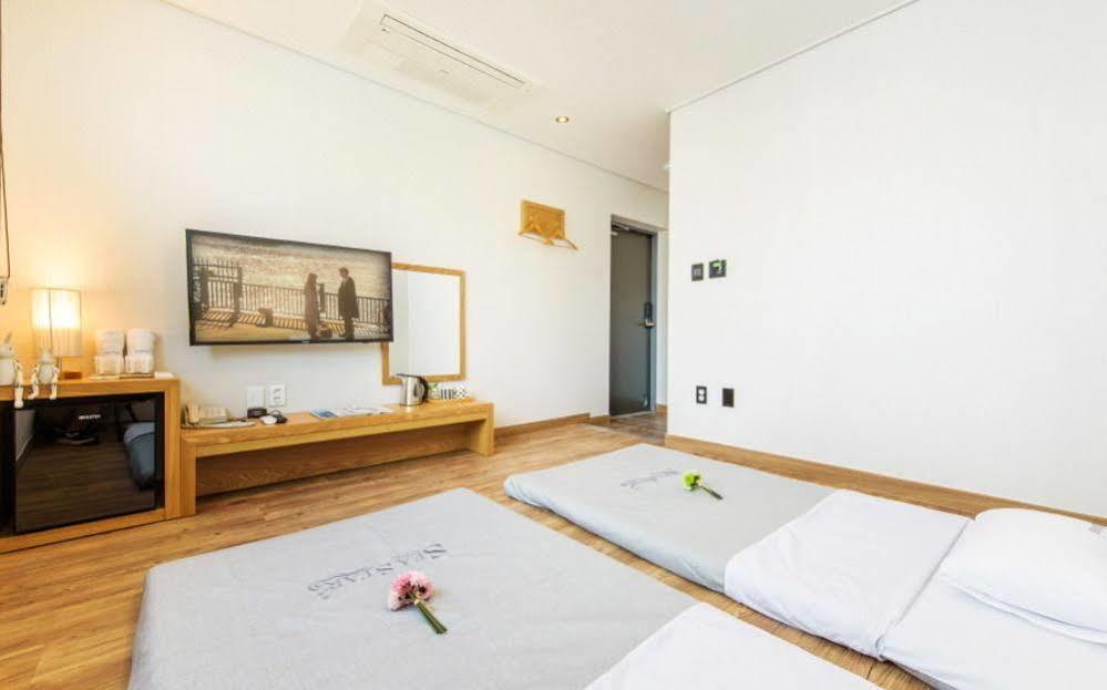 Sea Star Hostel Yeosu Exterior photo